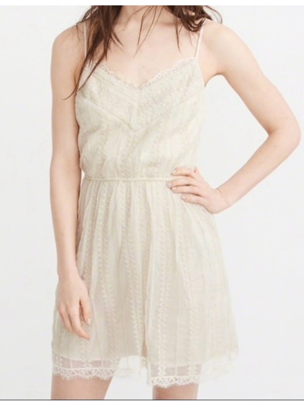 Ambercrombie & Fitch Elegant Cream Lace Dress